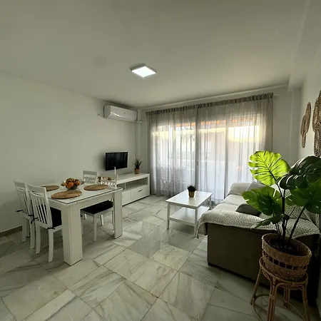 شقة Marinas De
